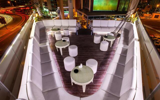 Social Hotel