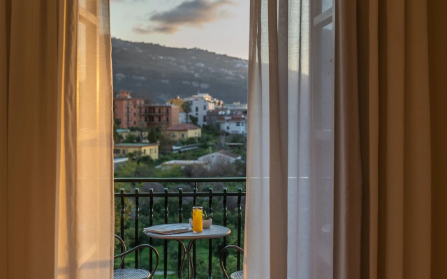 Majestic Palace Hotel