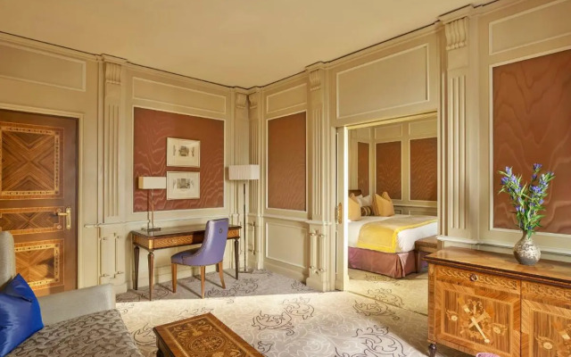 Principe Di Savoia Hotel
