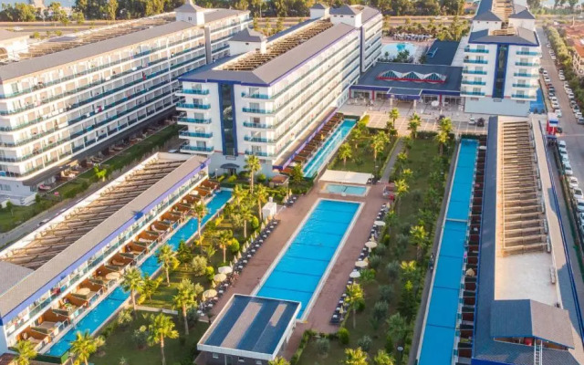 Eftalia Marin Resort Hotel