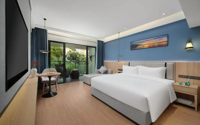 Landscape Beach Hotel Sanya