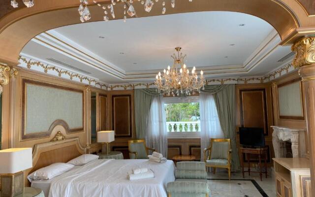 The Palace Marbella - Lavish Beachfront Villa
