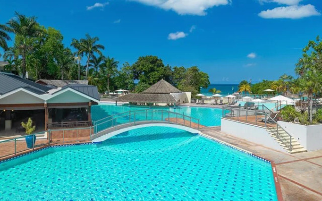 Beaches Negril Resort - ALL INCLUSIVE