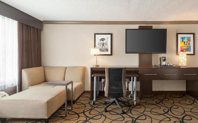 Holiday Inn Boston - Cambridge Area by IHG