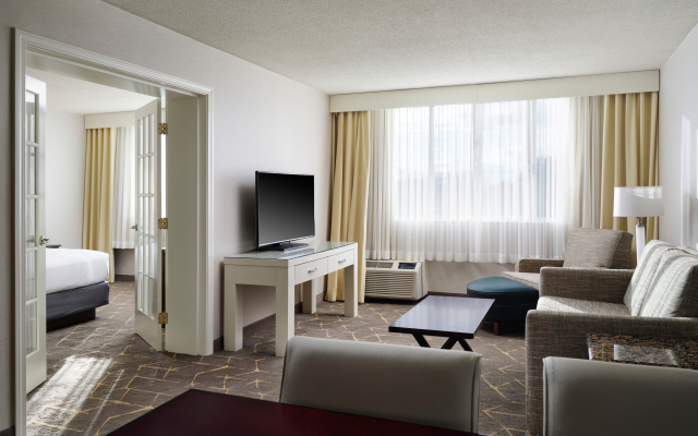 Holiday Inn Hotel & Suites Boston - Peabody by IHG
