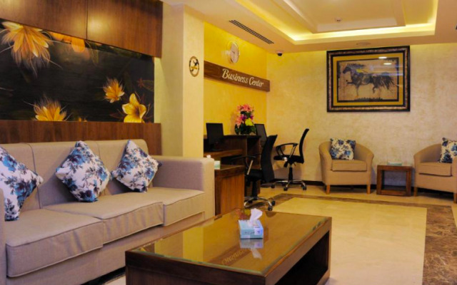 Raed Hotel Suites