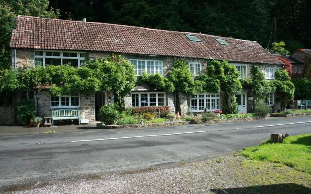 Bark House Hotel