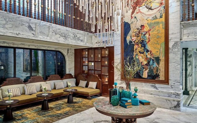 Peridot Grand Luxury Boutique Hotel