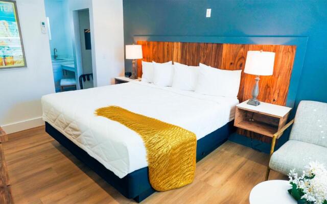 Ivory Sands Beach Suites