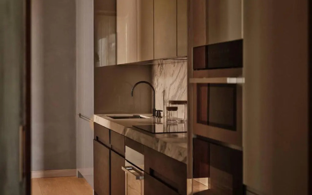 The Chancery Rosewood