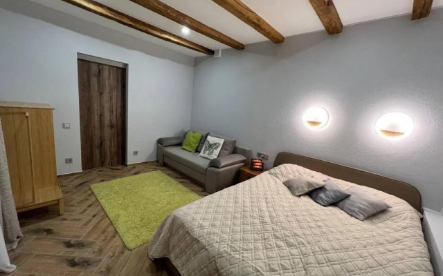 Апартаменты на улице Трудовой Славы