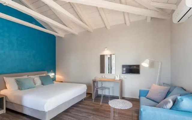 Blue Jasmine Hotel