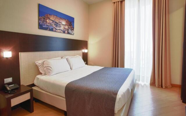 Hotel Naples