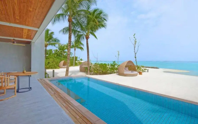 Kuda Villingili Resort