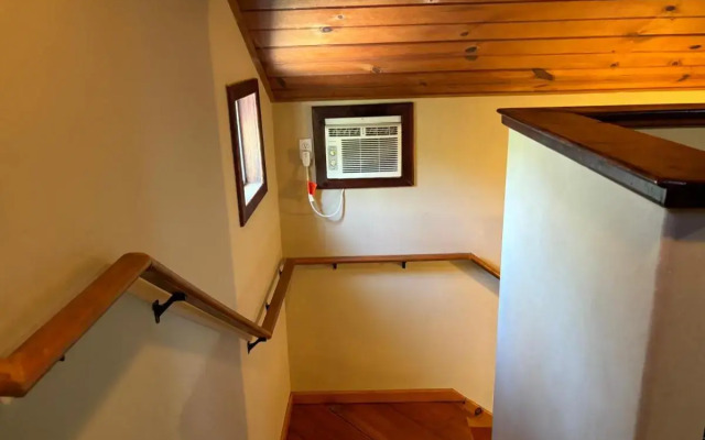 Sequoia Riverfront Cabins