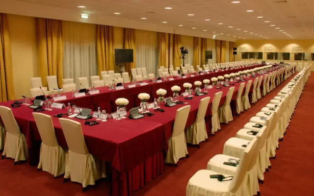 Ria Park Garden Hotel