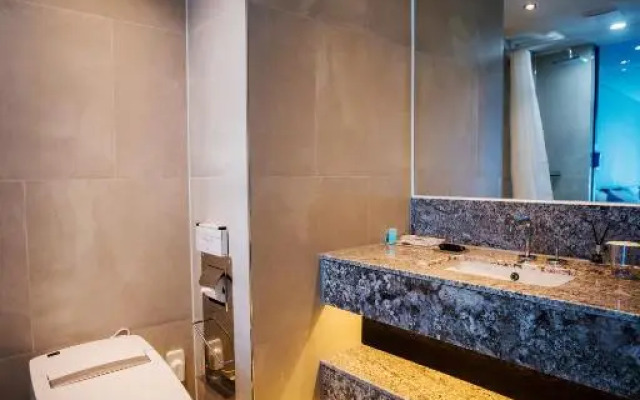 Gloucester Hotel and Resorts