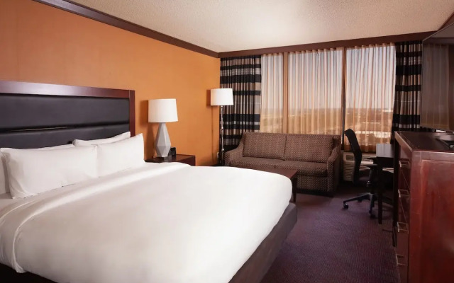 DoubleTree by Hilton Hotel Cleveland Downtown - Lakeside