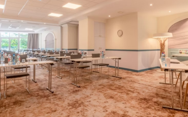 Holiday Inn Nice-Port St Laurent by IHG