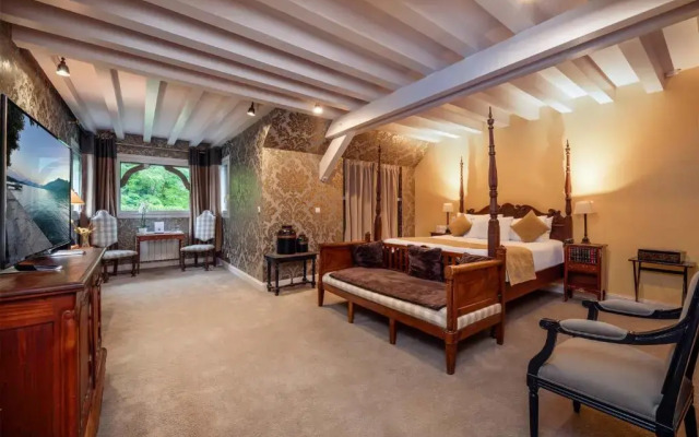 Le Chateau De Candie