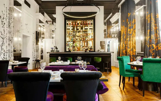 Roma Luxus Hotel