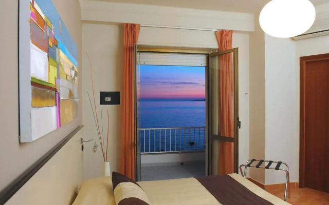 Hotel Mediterraneo
