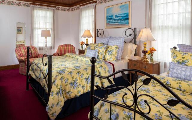 The Palmer House Inn