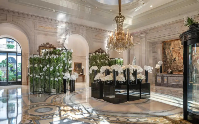 Four Seasons George V Hotel