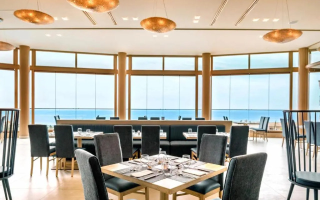 Отель Ikos Oceania