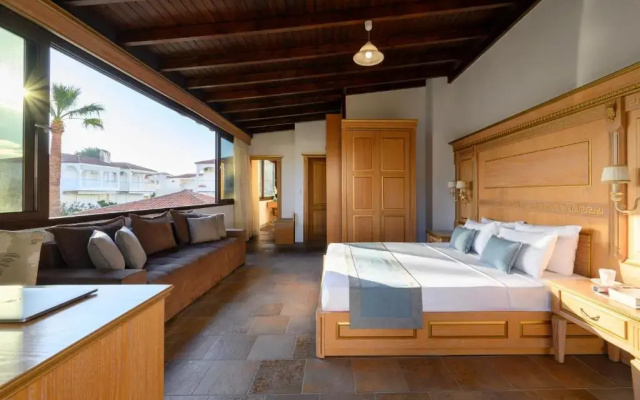 Evlogia Hotel Seafront & Annex by Greek Pride