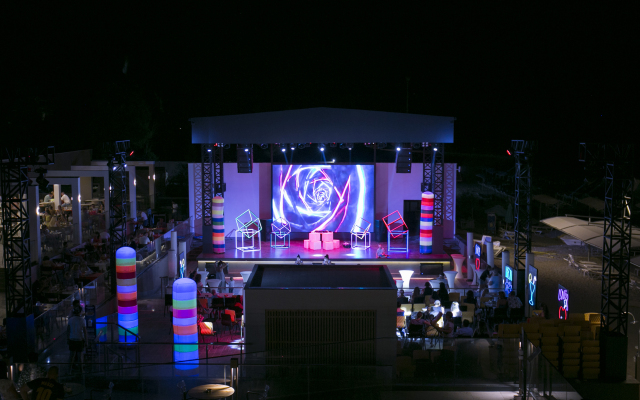 Sailor's Beach Club Hotel