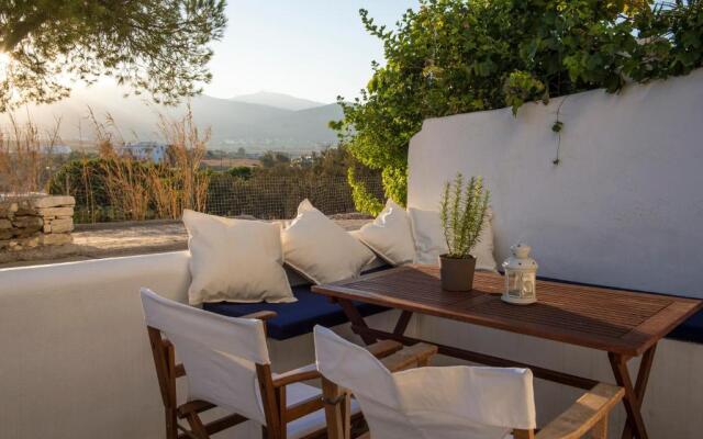 Cleopatra Seaside Homes Paros