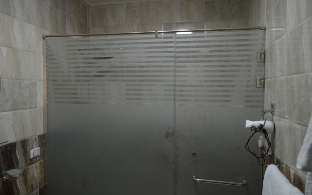 Comfort Pyramids inn