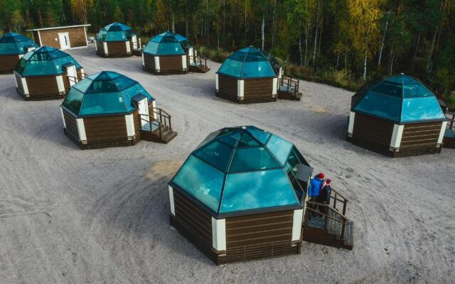 Arctic SnowHotel & Glass Igloos