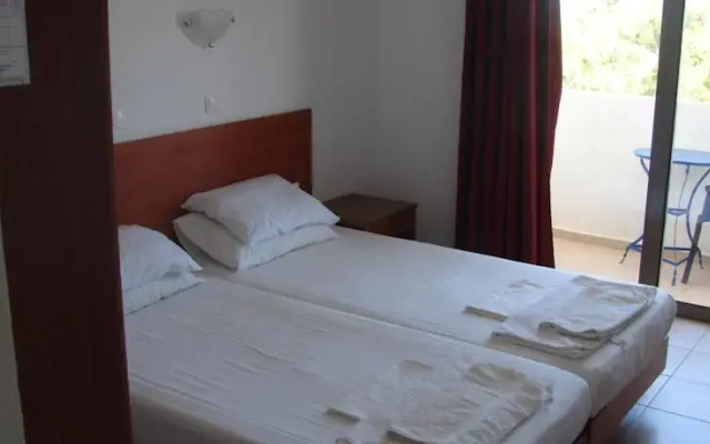 Apostolis Hotel Apartments