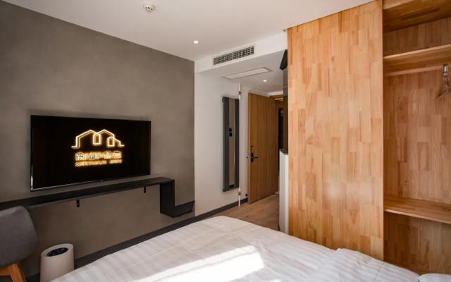 Fresh hotel Beijing station store