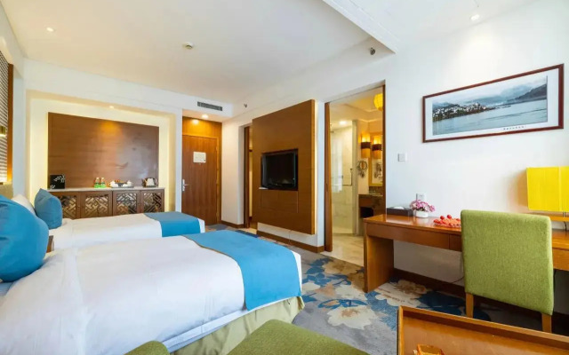 Wan Tsui Tong Riverside Hotel
