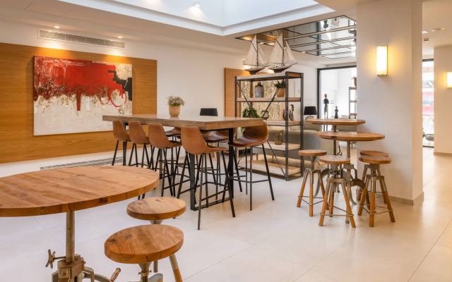 Kyrat Amarac Suites