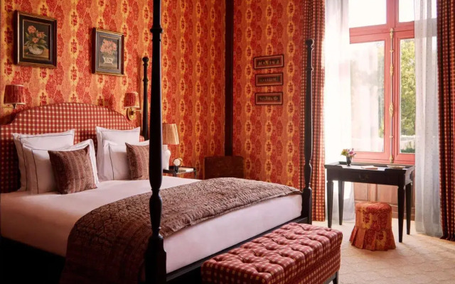 Abbaye des Vaux De Cernay by Paris Society