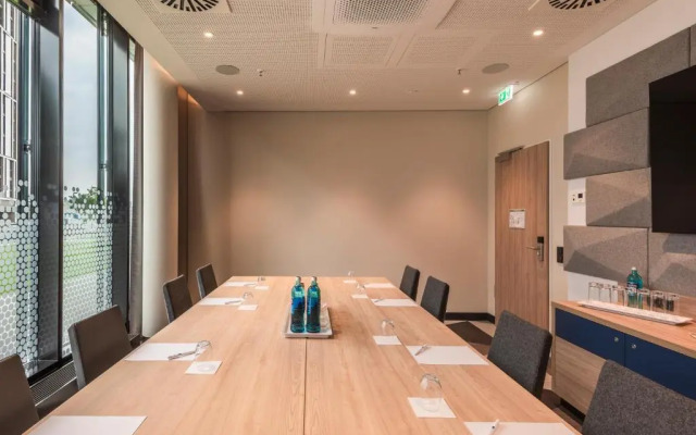 Holiday Inn Express Düsseldorf – Hauptbahnhof by IHG