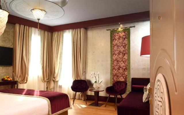 Santa Croce Boutique Hotel