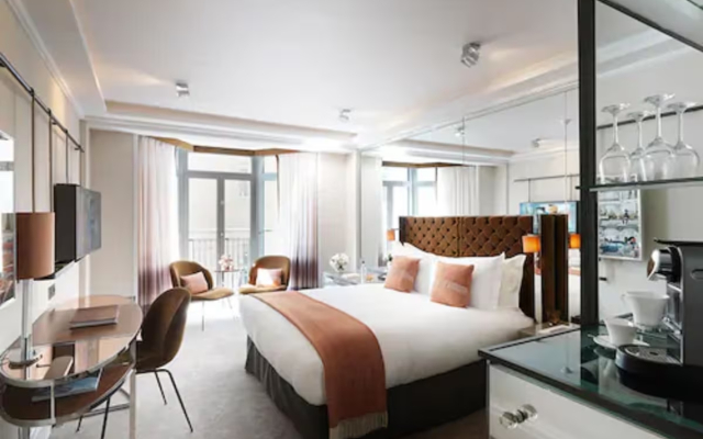 The Athenaeum Hotel & Residences