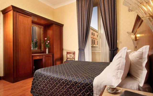 Serena Hotel