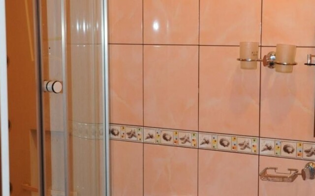 Hotel 5 Komnat