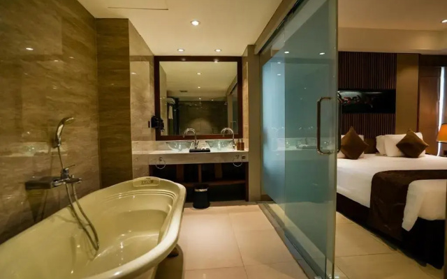 Отель The Nest Hotel Nusa Dua