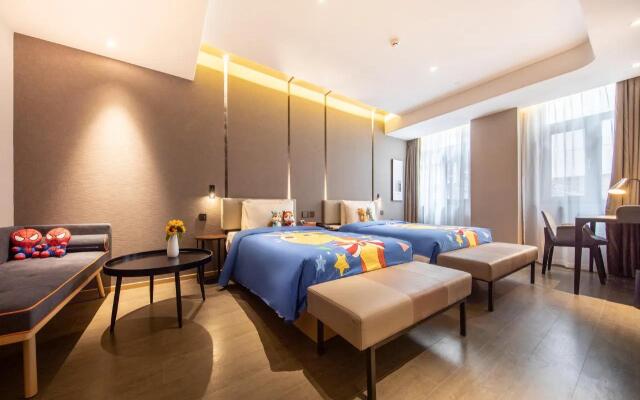 Kunming Green Lake Atour Hotel