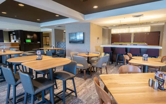 Courtyard by Marriott Cleveland Willoughby