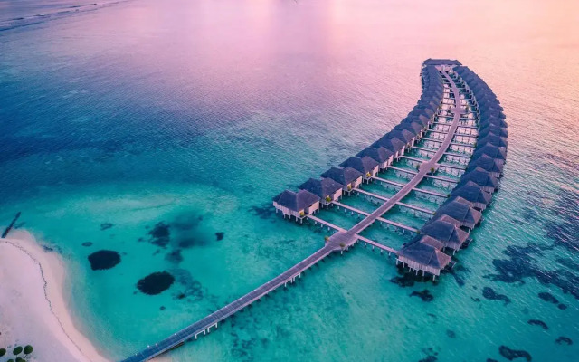 Lux South Ari Atoll Resort