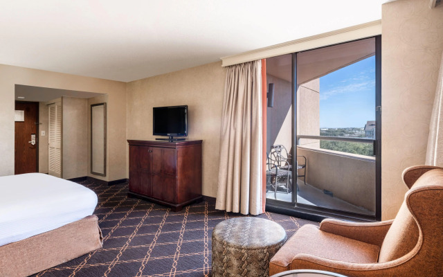 Austin Southpark Hotel