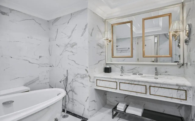 Four Points by Sheraton Lang Son